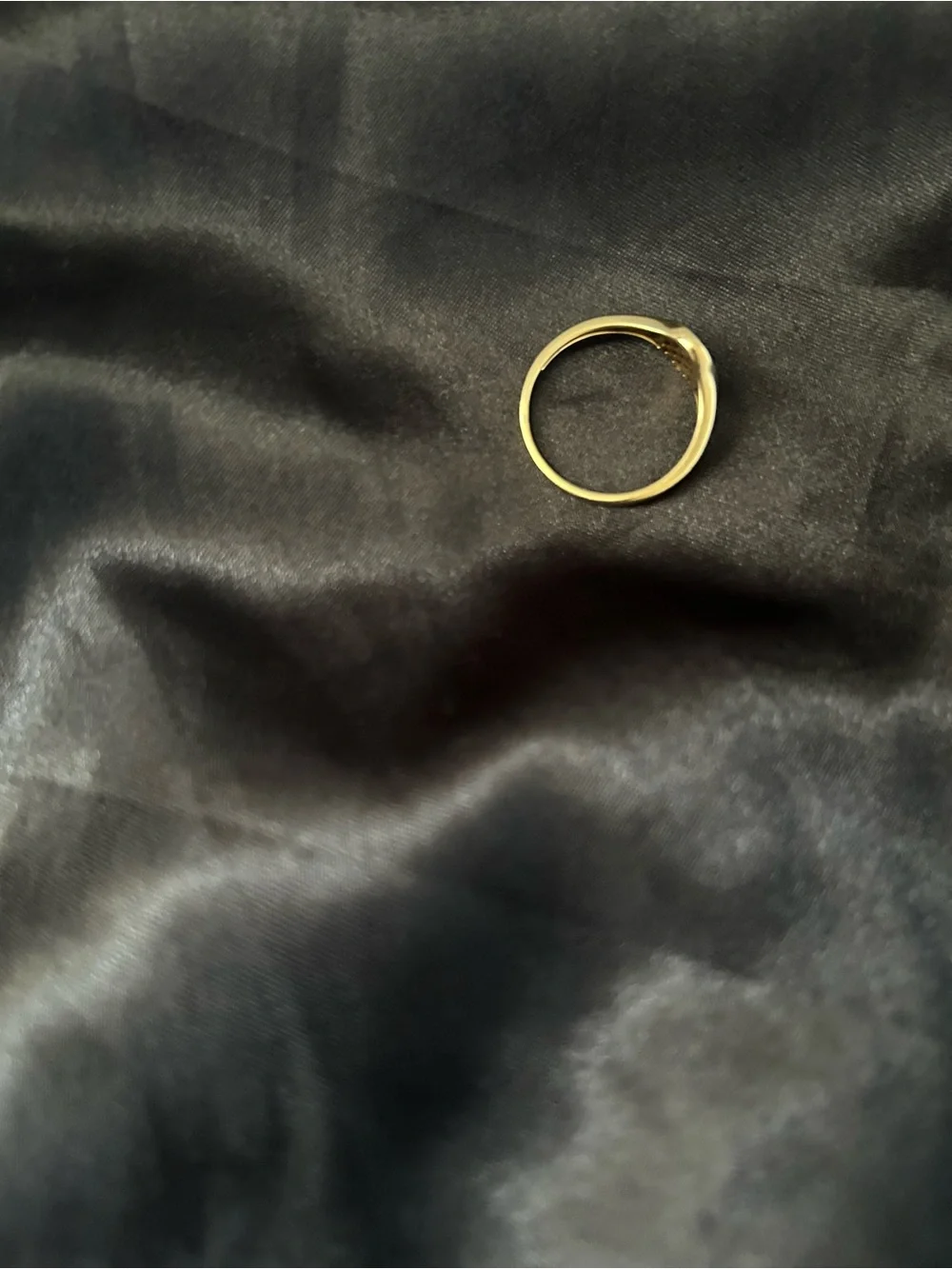 Women’s 14k gold signet ring size8